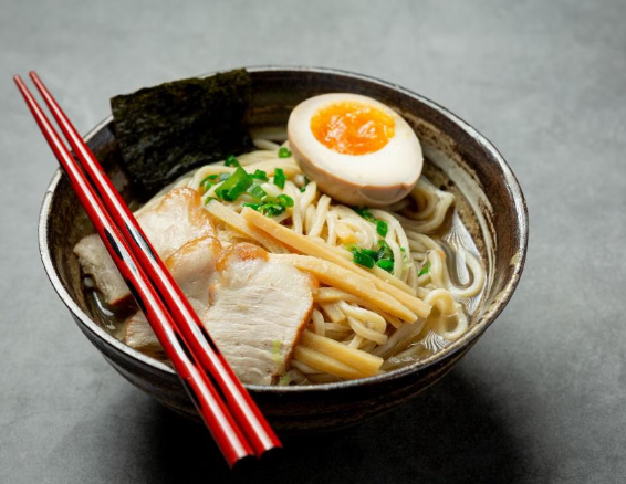 cara-tepat-mengolah-ramen-agar-kuahnya-lebih-gurih