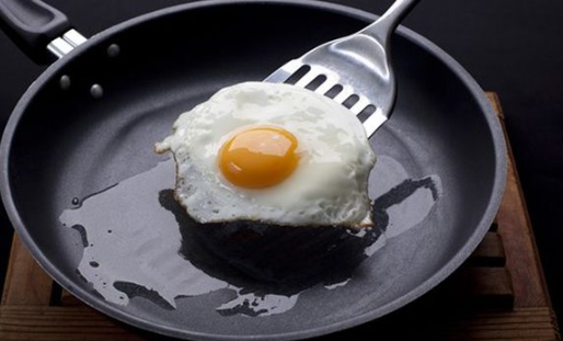 cara-masak-telur-mata-sapi-tanpa-lengket-di-wajan