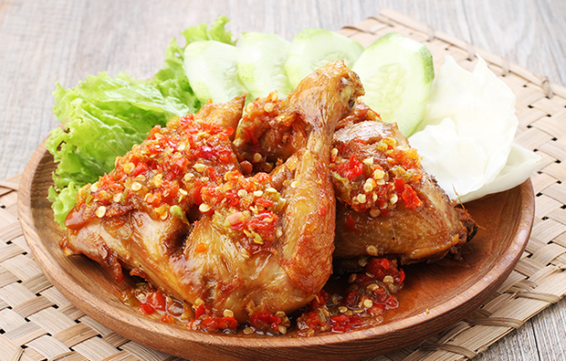 tips-masak-ayam-cobek-sambal-merah-pedas-dan-nikmat
