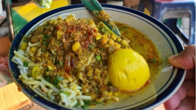 Rahasia Masak Laksa Tangerang Gurih dengan Bumbu Rempah